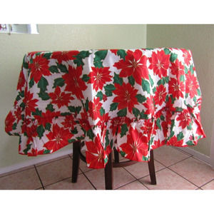 Vintage 70" Ruffled round Tablecloth by Avon Home Fashions Poinsettia